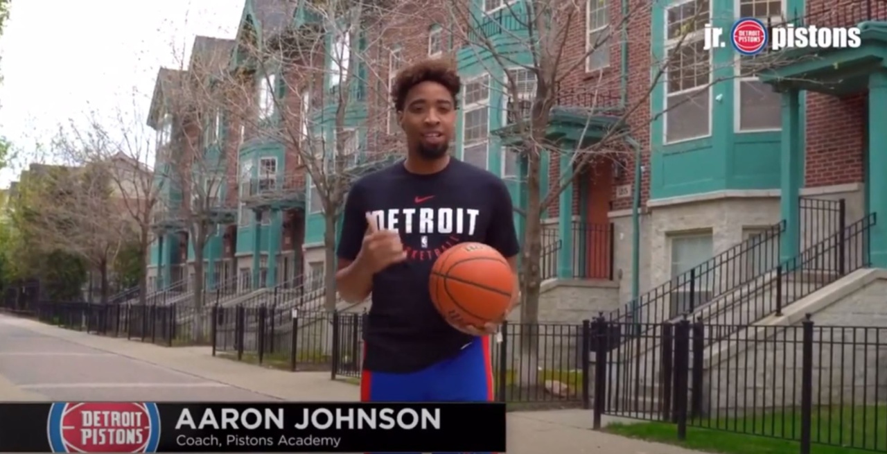 Dribbling Drills with the Pistons