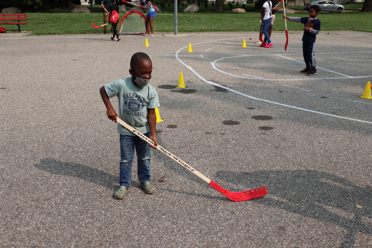 #ProjectPlayKits 5 Dot Hockey Drill